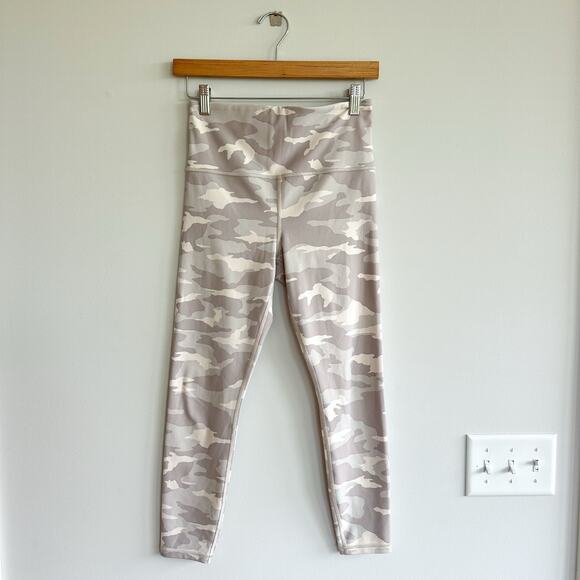 Athleta Elation Camo 7/8 Tight Pull On High Rise Leggings Gray S - Picture 2 of 9